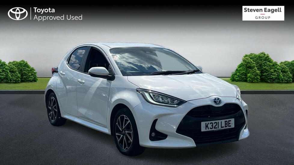 Toyota Yaris 1.5 Vvt-h Design E-cvt Euro 6 Ss White
