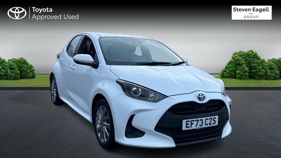 Toyota Yaris 1.5 Vvt-h Icon Hatchback Hybrid E-cvt E White