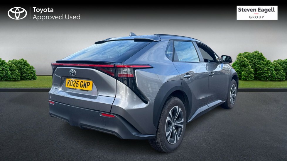 Toyota bZ4X 71.4Kwh Pure Suv 11Kw Obc 204 KO25GWP Grey #2