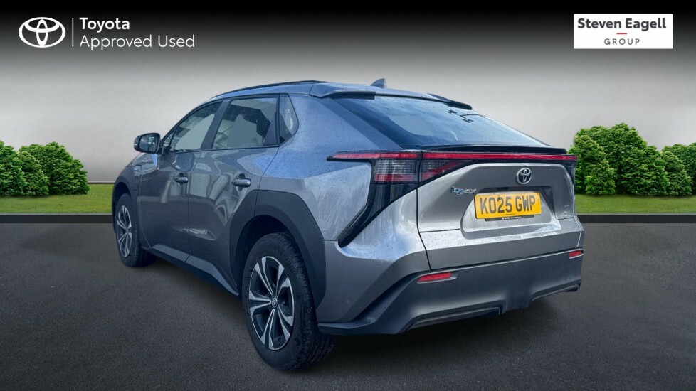 Toyota bZ4X 71.4Kwh Pure Suv 11Kw Obc 204 KO25GWP Grey #4