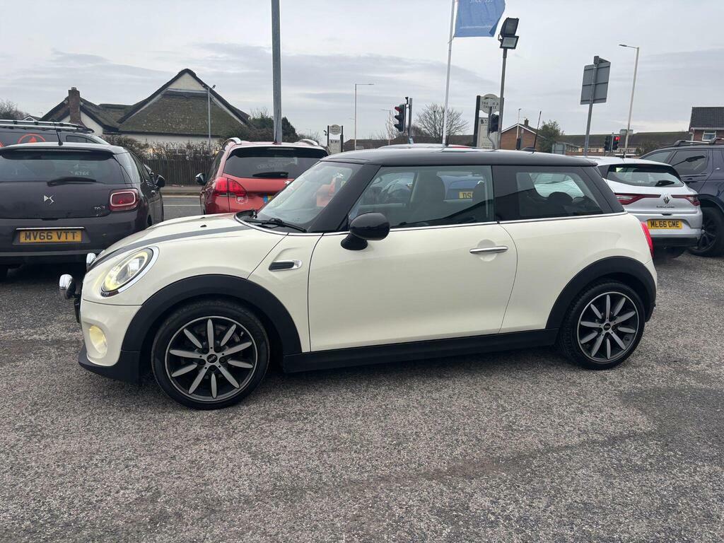 Mini Hatch 1.5 Cooper Euro 6 S S YH18HMF White #4