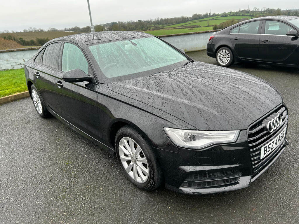 Audi A6 2.0 Tdi Ultra Se Executive S Tronic Black