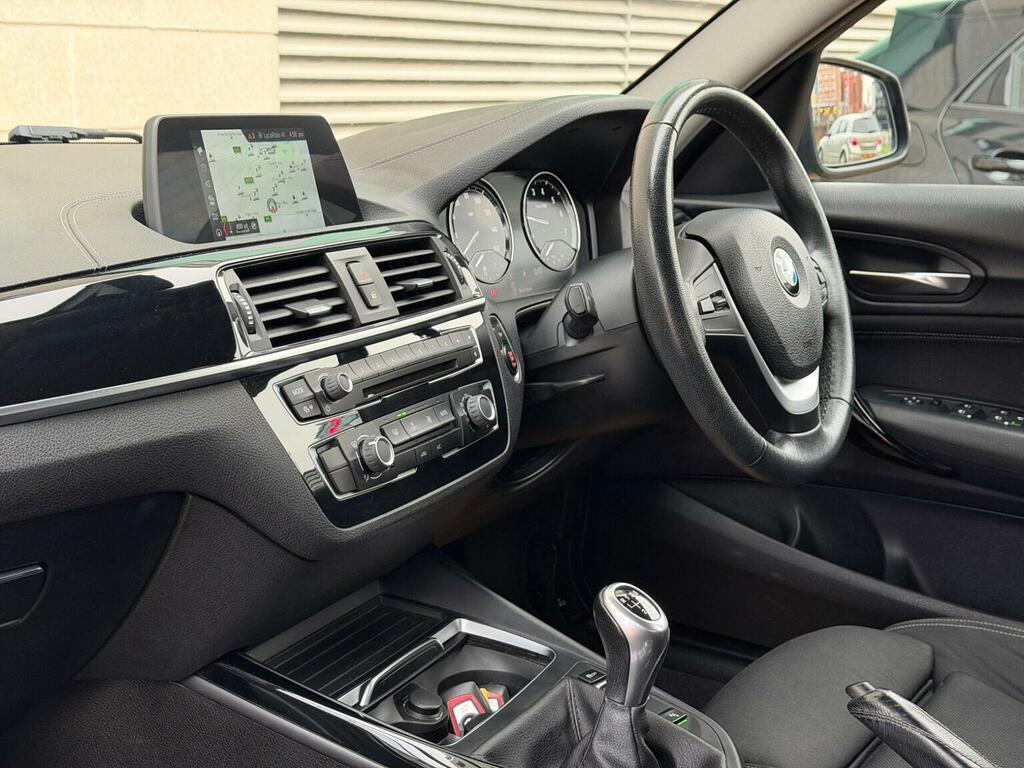 BMW 1 Series Hatchback 1.5 118I Sport Euro 6 Ss 201868 AF68GHV Black #2