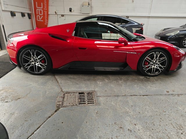 Maserati MC20 Petrol Red #4