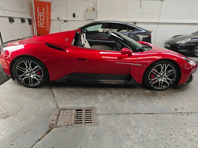 Maserati MC20 Petrol Red #5