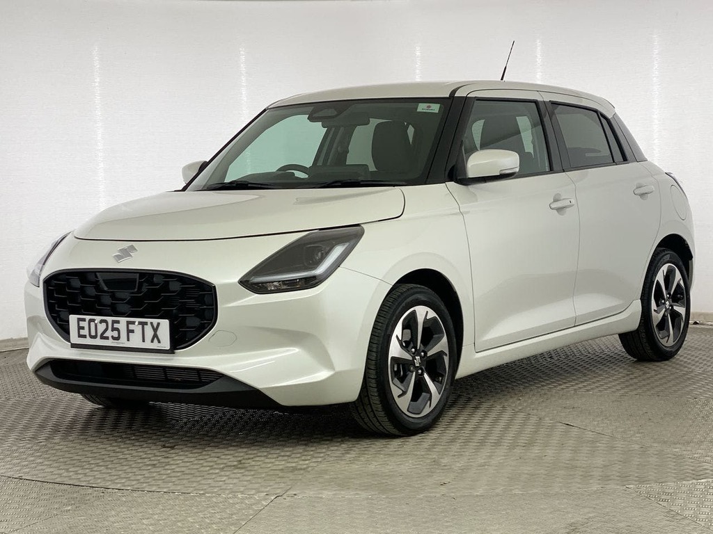 Suzuki Swift 1.2 Mhev Ultra Hatchback Hybrid EO25FTX White #3