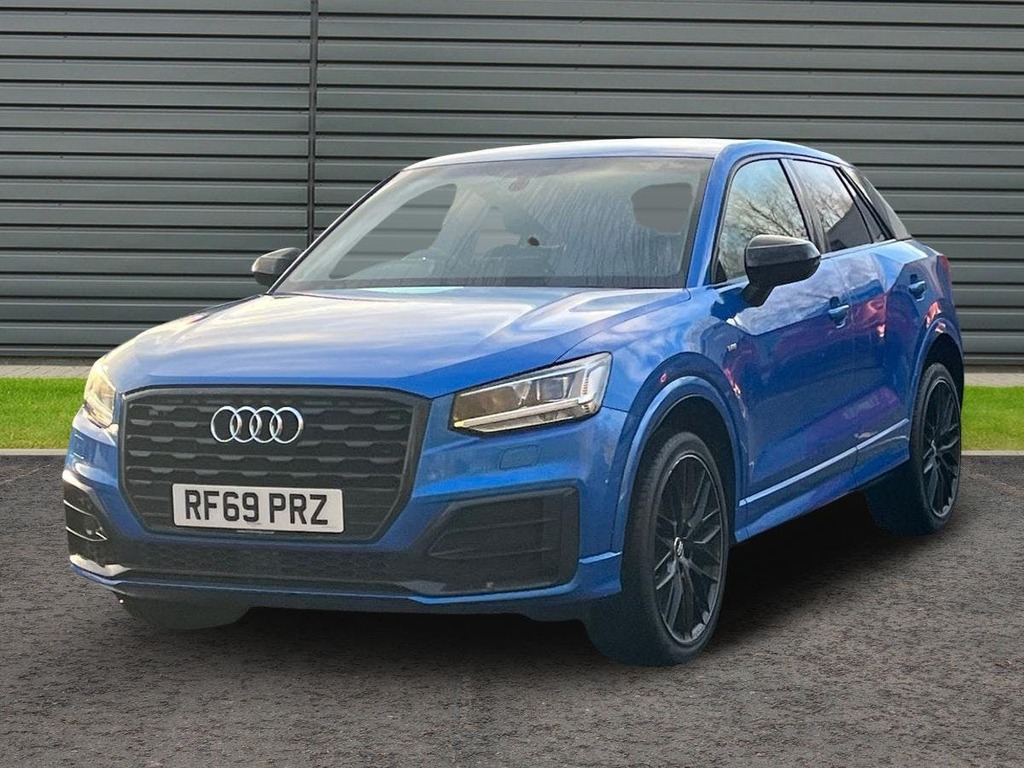 Audi Q2 1.5 Tfsi Cod 35 Black Edition Suv S Tro RF69PRZ Blue #3