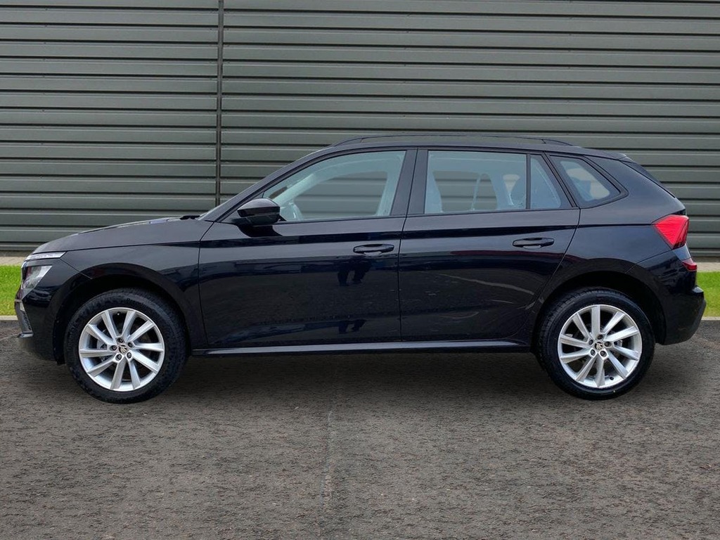 Skoda Kamiq 1.0 Tsi Se Edition Suv VN74XVF Black #6