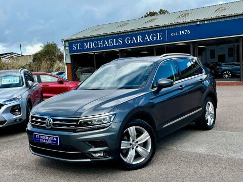Volkswagen Tiguan Suv Grey