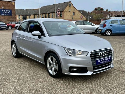 Audi A1 Hatchback MK67LCZ Silver #4