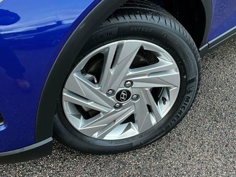 Hyundai Bayon Suv EK22ZXB Blue #3