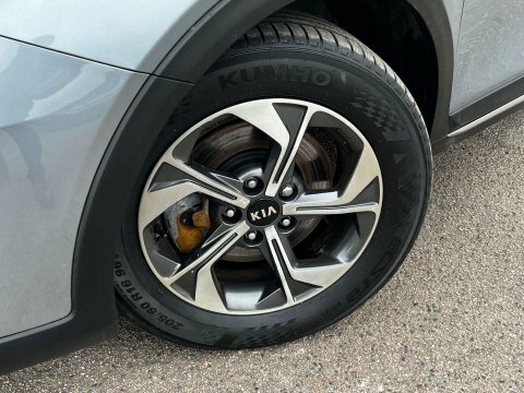 Kia Xceed Suv YR69UPA Silver #3