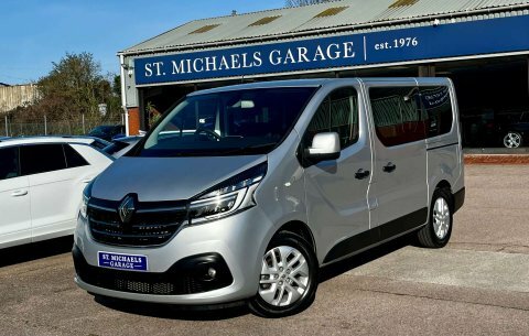 Renault Trafic Manual Silver