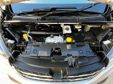 Renault Trafic Manual LV69VVR Silver #6