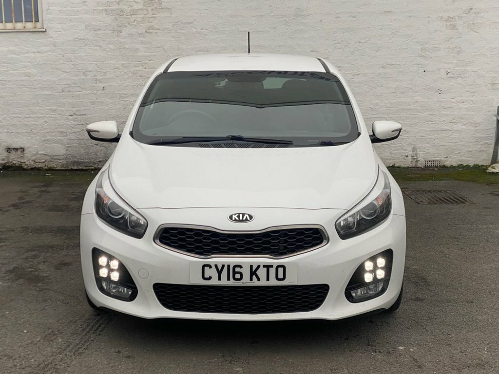 Kia Proceed 1L Gt-line White #3
