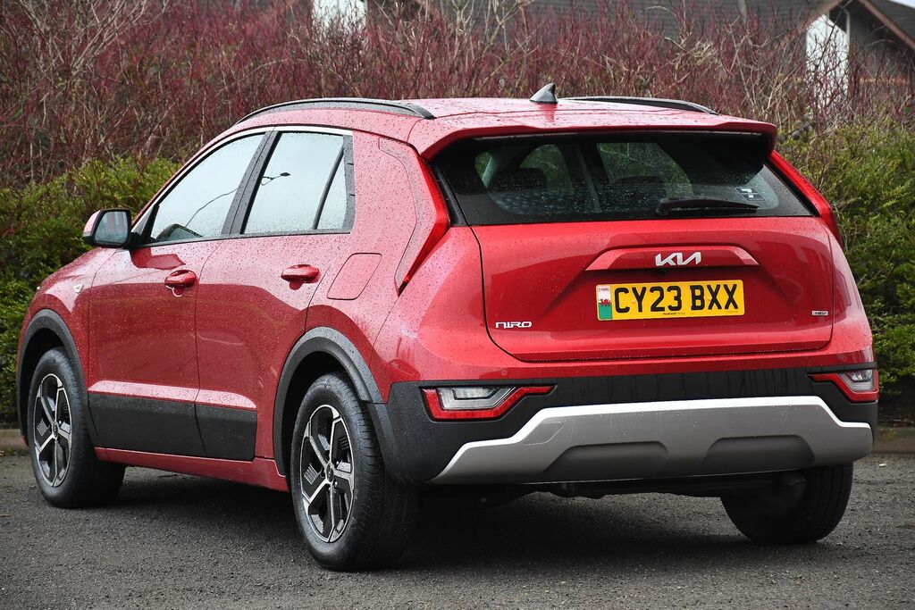 Kia Niro 1.6H Gdi 2 Suv Hybrid Dct Euro 6 Ss CY23BXX Red #3