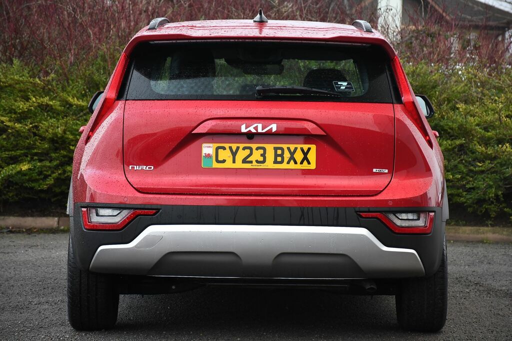 Kia Niro 1.6H Gdi 2 Suv Hybrid Dct Euro 6 Ss CY23BXX Red #6