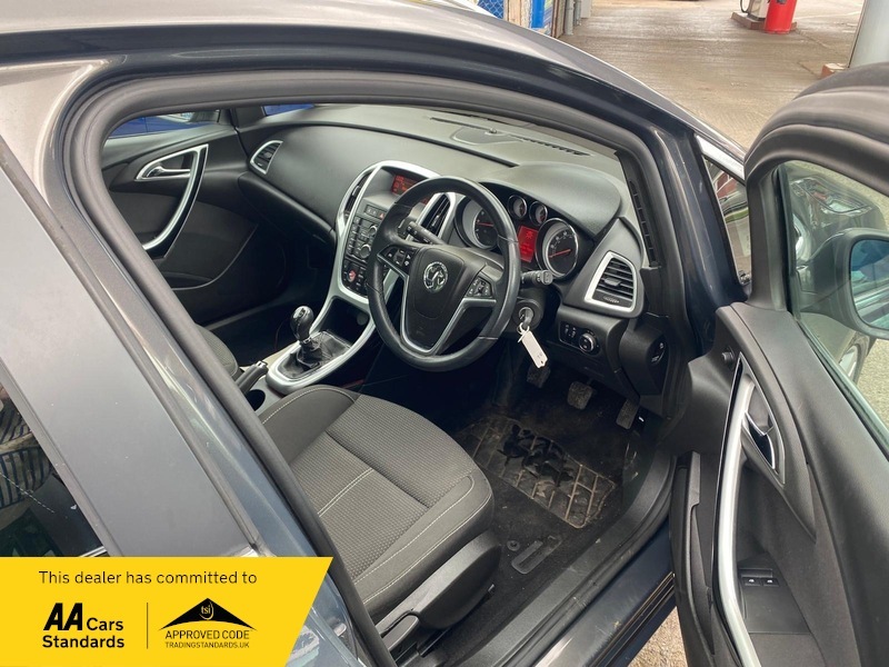 Vauxhall Astra Sri DX63KTV Grey #5
