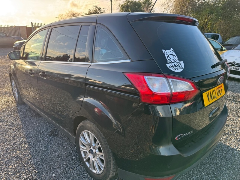 Ford Grand C-Max Grand Titanium Tdci Black #4