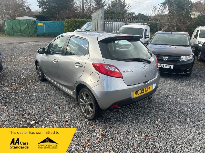 Mazda 2 Tamura VO09XFY Silver #6