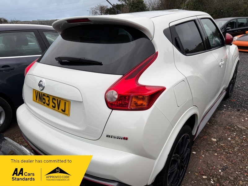 Nissan Juke Nismo Dig-t VN63SVJ White #3