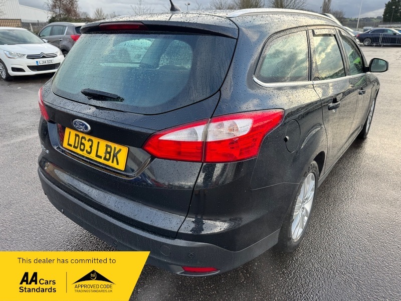 Ford Focus Titanium Navigator LD63LBK Black #3