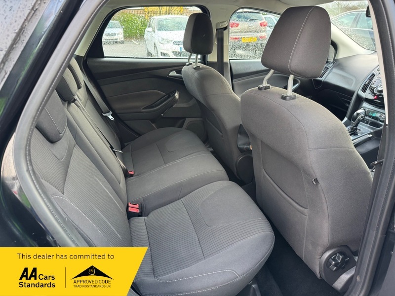 Ford Focus Titanium Navigator LD63LBK Black #6