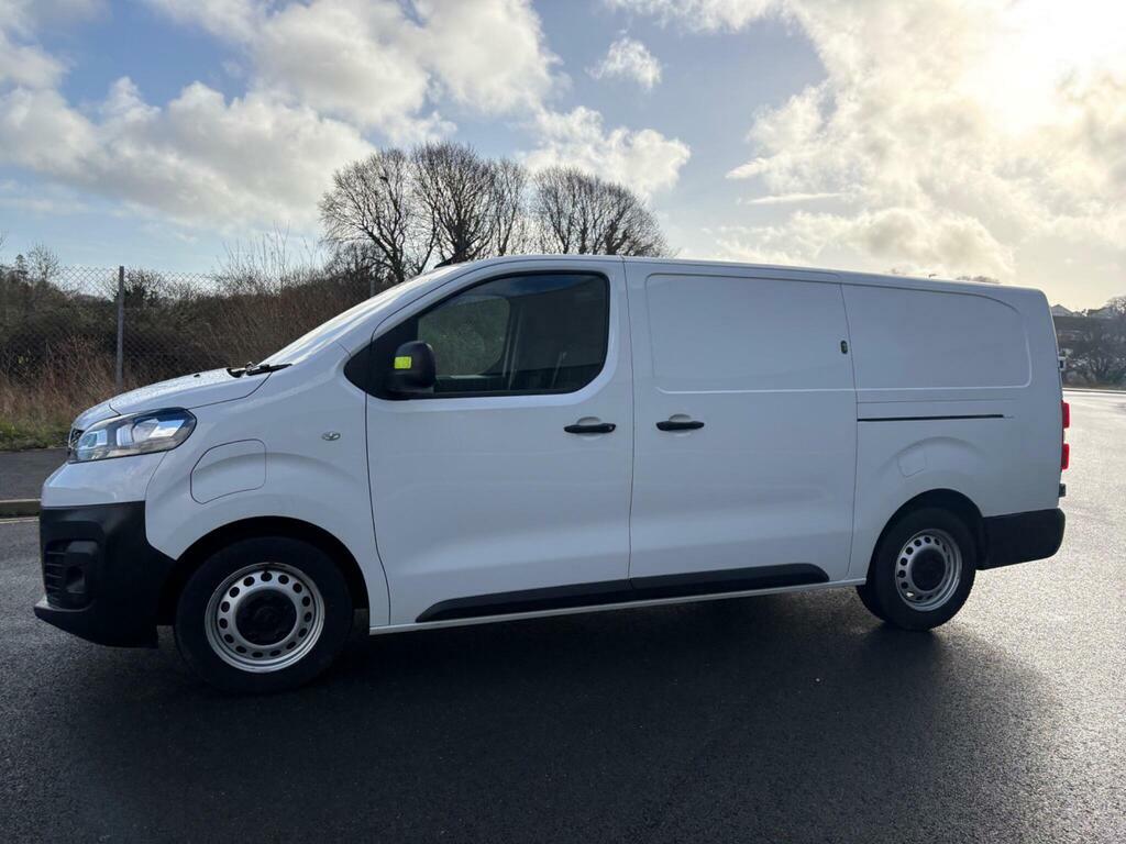 Vauxhall Vivaro 3100 75Kwh Dynamic L2 H1 BJ72EEW White #4