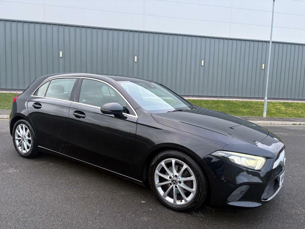 Mercedes-Benz A Class 1.5 A180d Sport Executive 7G-dct Euro 6 S S KM69WEO Black #6