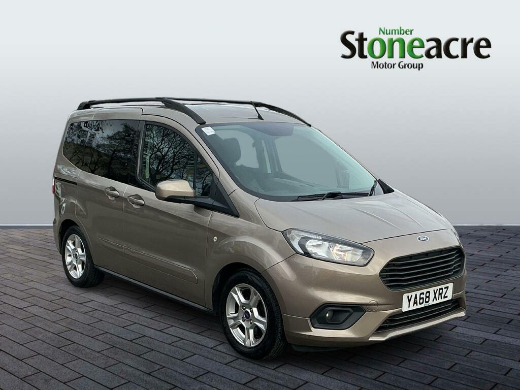 Ford Tourneo Courier Zetec Tdci Red #1