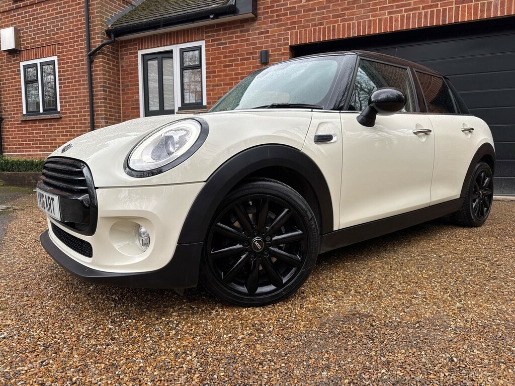 Mini Hatch 1.5 Cooper Euro 6 Ss White