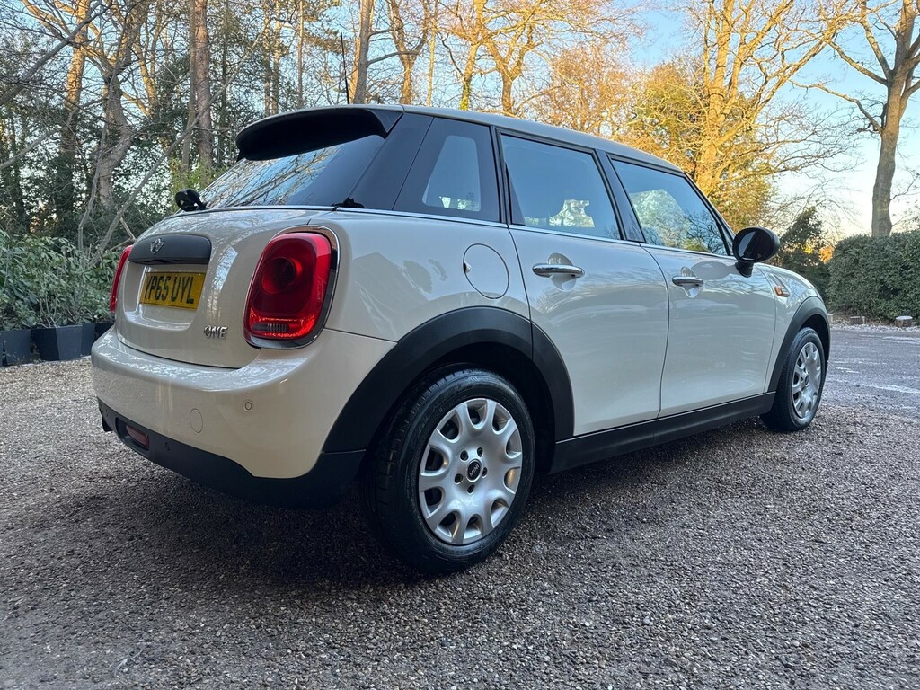 Mini Hatch 1.2 One Euro 6 Ss White #4