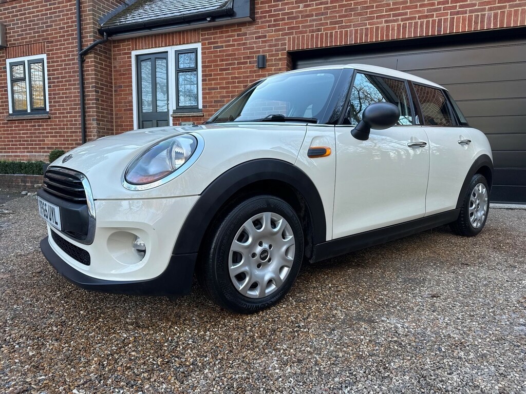 Mini Hatch 1.2 One Euro 6 Ss White
