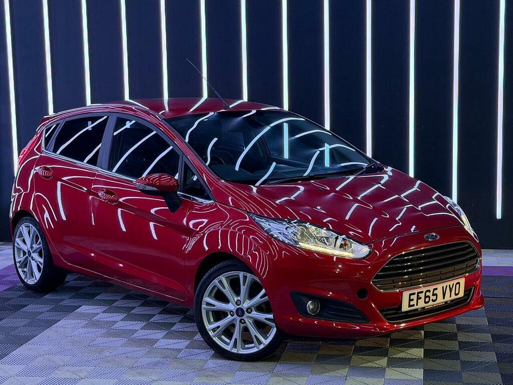Ford Fiesta 1.0T Ecoboost Titanium X Euro 6 Ss Red #2