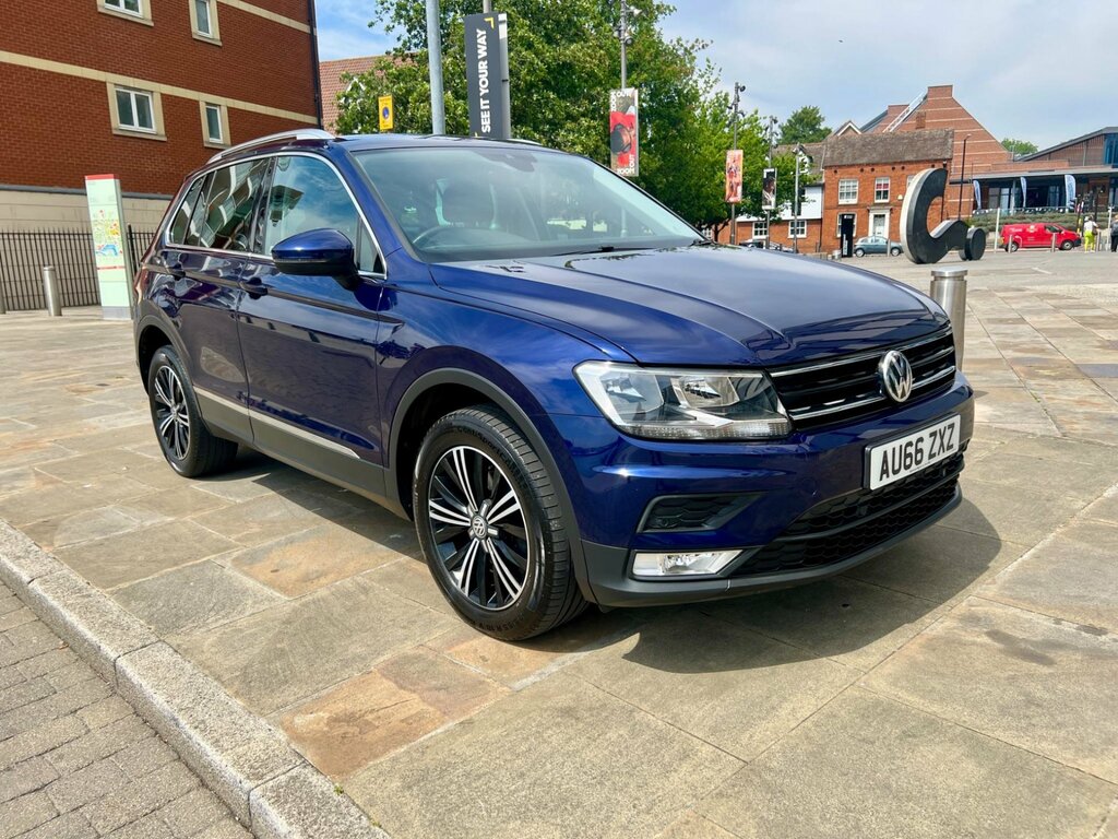 Volkswagen Tiguan 2.0 Tdi Bluemotion Tech Sel Suv Dsg 4Mo Blue