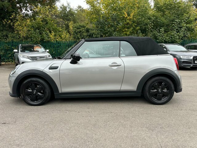 Mini Convertible 1.5 Cooper Classic Convertible HV23TXR Silver #6