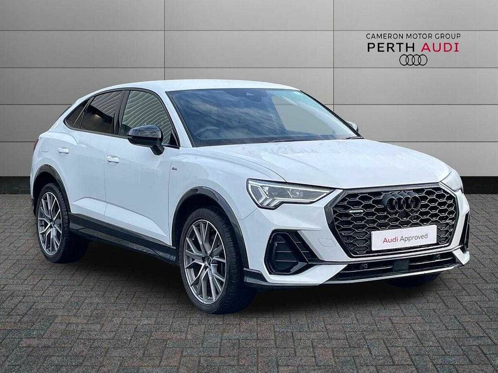 Audi Q3 Black Edition 40 Tfsi Quattro 190 Ps S Tronic White