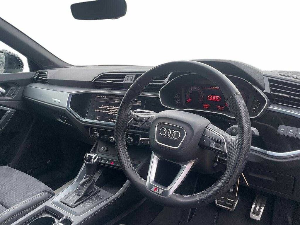 Audi Q3 S Line 35 Tfsi 150 Ps S Tronic YD23GRC Black #6