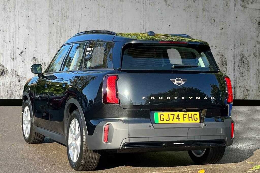 Mini Countryman 150Kw E Classic 66Kwh 2024 GJ74FHG Black #2