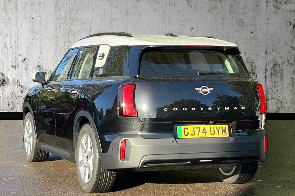 Mini Countryman 150Kw E Classic 66Kwh 2024 GJ74UYM Black #2