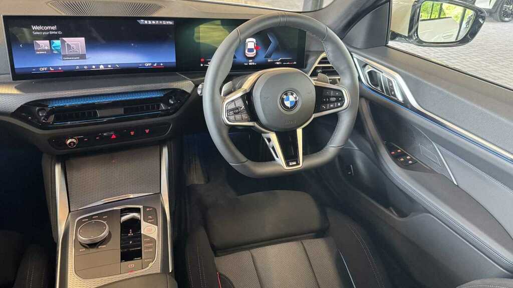 BMW 4 Series 420I M Sport Step 2025 FD25WNM White #5