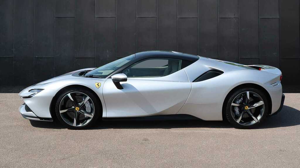 Ferrari Sf90 Stradale 4.0T V8 7.9Kwh F1 Dct 4Wd Euro 6 Ss 2021 Silver #4