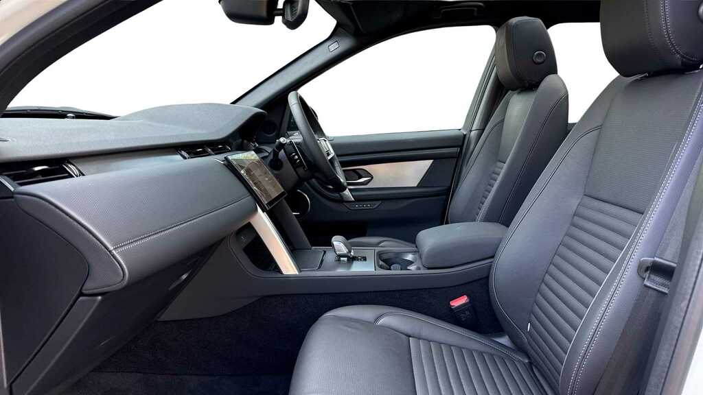 Land Rover Discovery Sport 2.0 D200 Dynamic Se 7 Seat 2025 GJ25HXY White #3