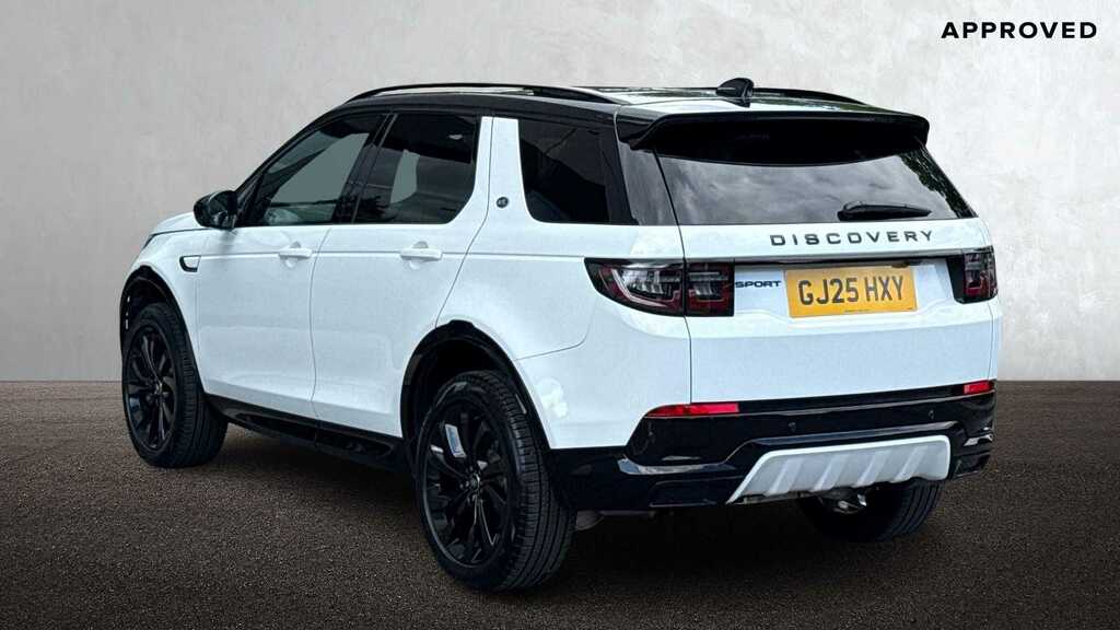 Land Rover Discovery Sport 2.0 D200 Dynamic Se 7 Seat 2025 GJ25HXY White #2