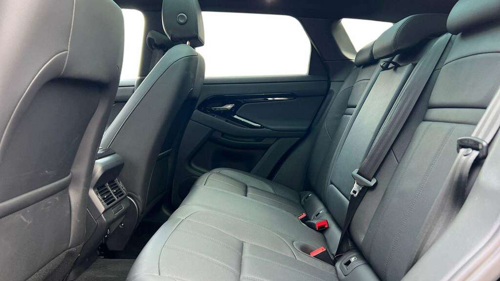 Land Rover Range Rover Evoque 1.5 P270e Edition 2025 GJ25EZD Black #4