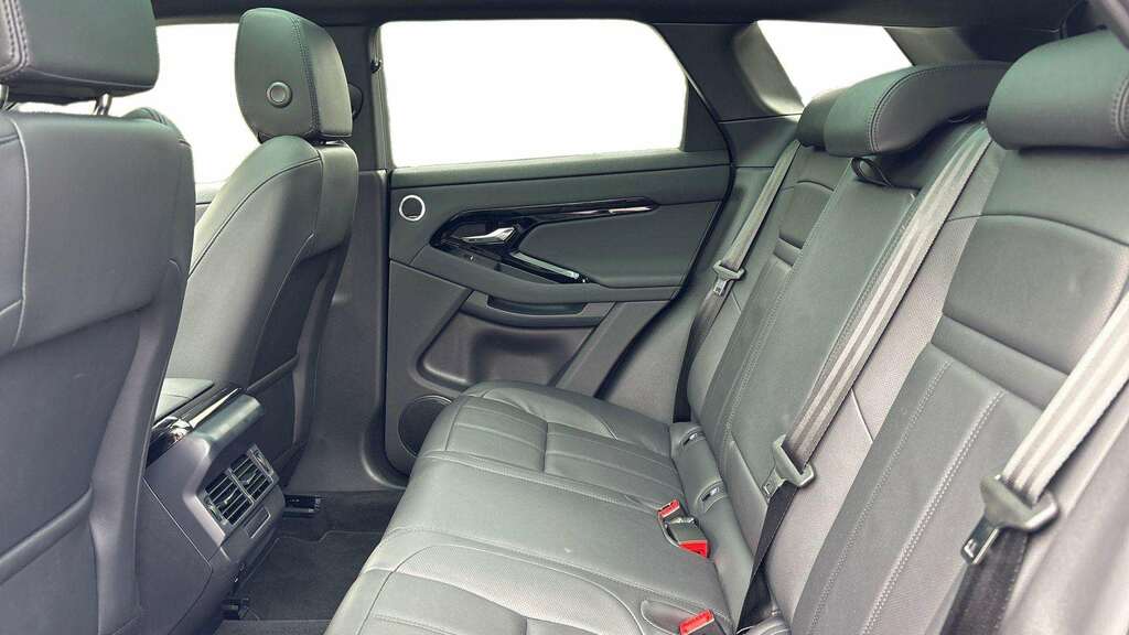Land Rover Range Rover Evoque 2.0 D200 Edition 2025 FJ25XFE Black #4