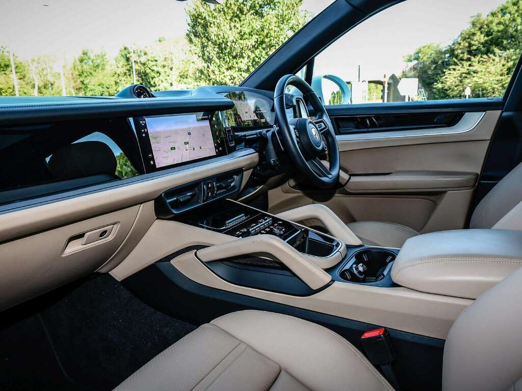 Porsche Cayenne V6 E-hybrid 2025 BK25OZX White #6