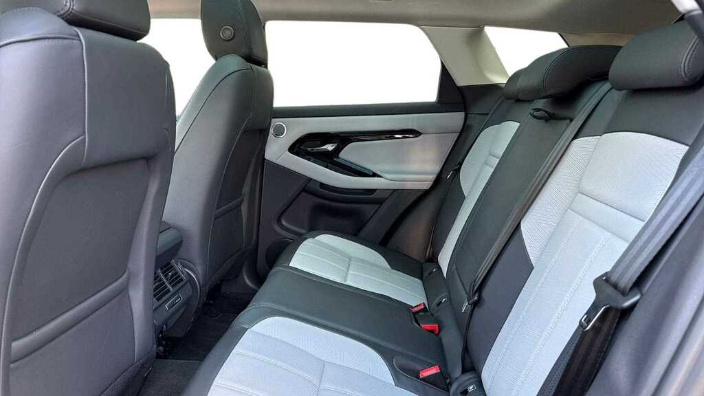 Land Rover Range Rover Evoque 2.0 D200 Dynamic Hse 2025 GJ25DWV Grey #4