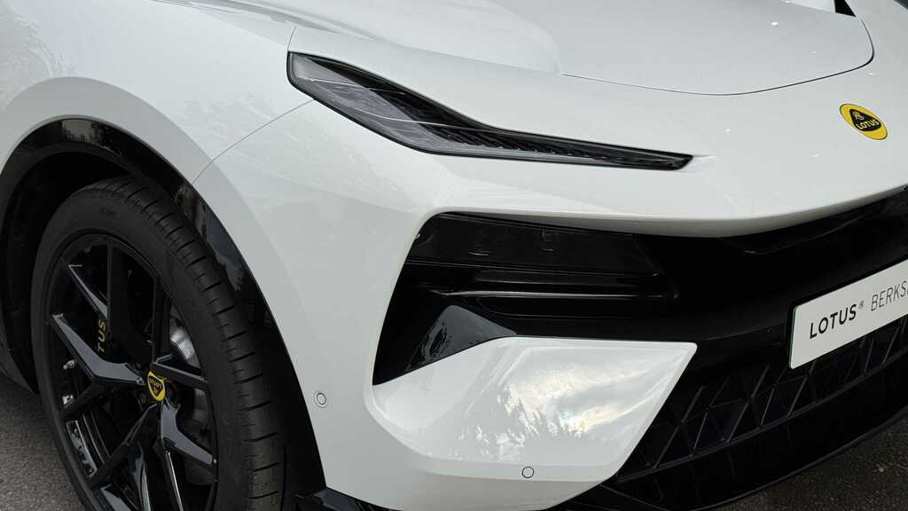 Lotus Eletre 450Kw 600 Gt Se 112Kwh 2025 RV25OHO White #4
