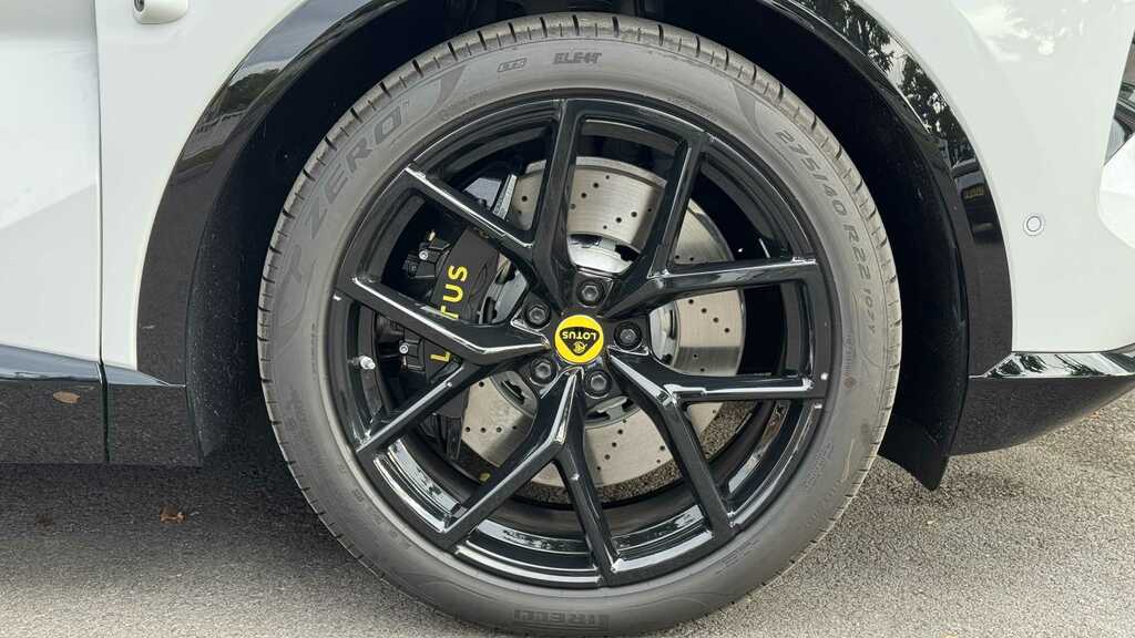 Lotus Eletre 450Kw 600 Gt Se 112Kwh 2025 RV25OHO White #6